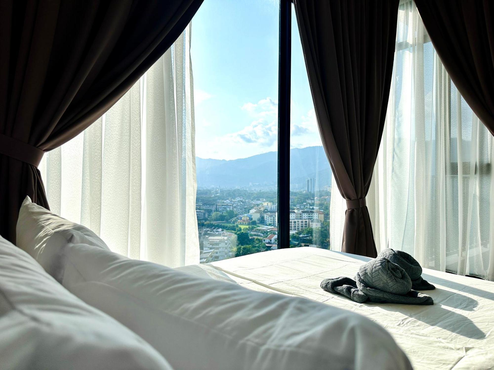 New 2Br Georgetown Warm And Lovely Homestay 10Pax-无敌美景两房民宿 Beacon Executive Suite Zewnętrze zdjęcie