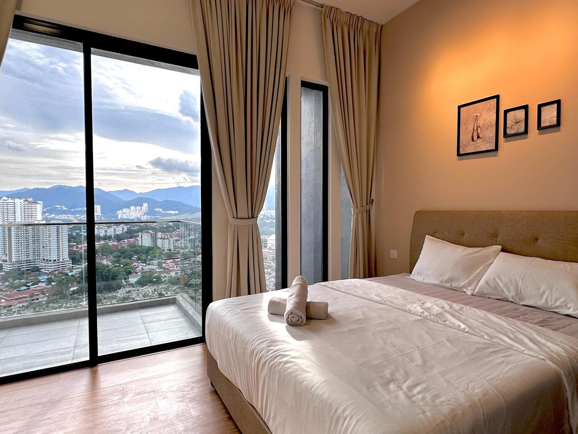 New 2Br Georgetown Warm And Lovely Homestay 10Pax-无敌美景两房民宿 Beacon Executive Suite Zewnętrze zdjęcie