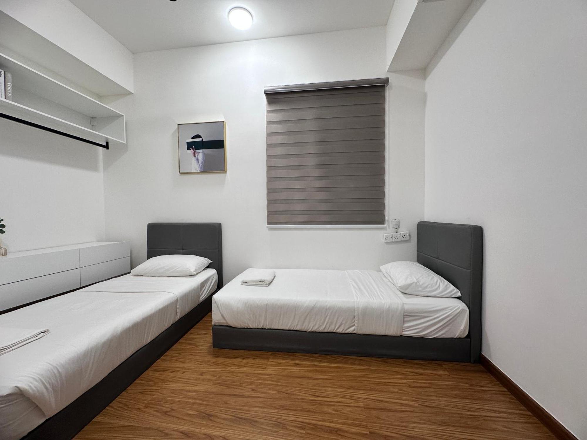New 2Br Georgetown Warm And Lovely Homestay 10Pax-无敌美景两房民宿 Beacon Executive Suite Zewnętrze zdjęcie