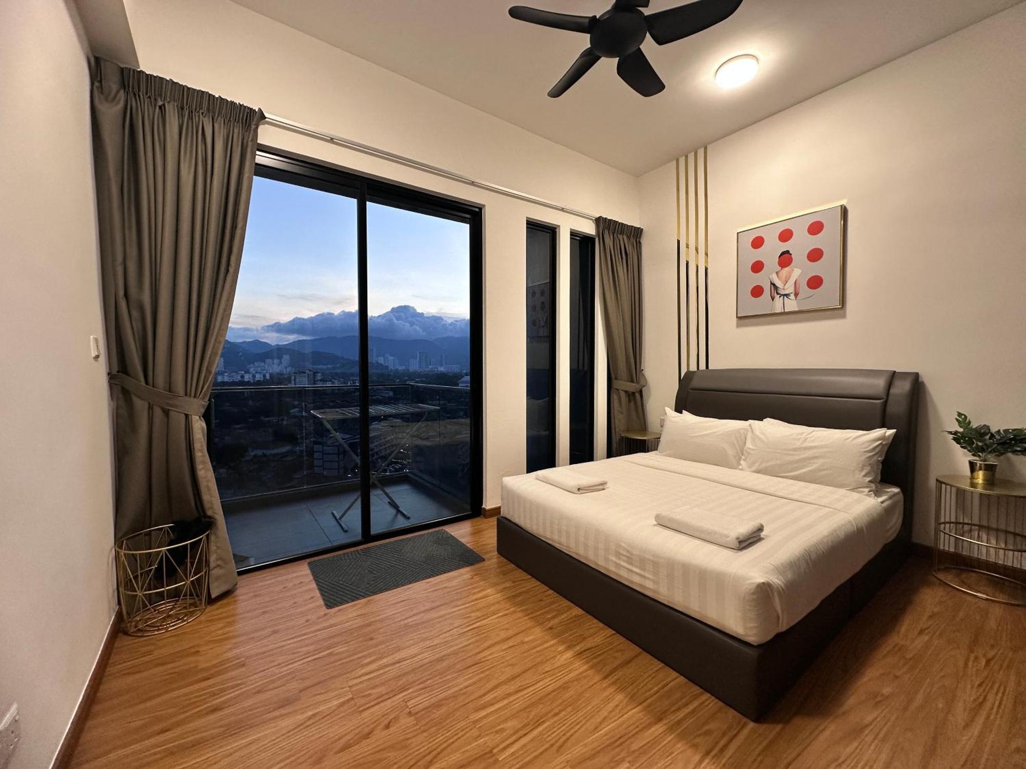 New 2Br Georgetown Warm And Lovely Homestay 10Pax-无敌美景两房民宿 Beacon Executive Suite Zewnętrze zdjęcie